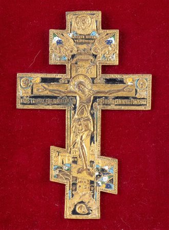 Crocifissione russa in bronzo e smalti XIX secolo Altezza x larghezza: 17,5 x...