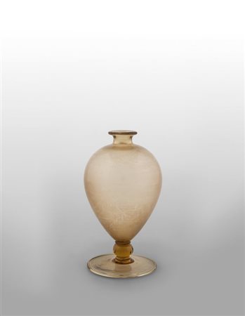 VITTORIO ZECCHIN, CAPPELLIN VENINI & C. Un vaso "Veronese" in vetro soffiato...