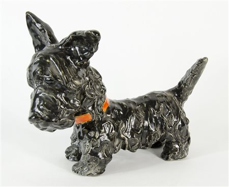 Goldscheider: scultura in ceramica nera raffigurante cane. Marcato sotto la...