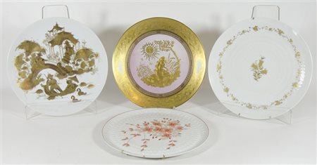 Lotto di 4 piatti in porcellana policroma tra cui 2 Rosenthal.