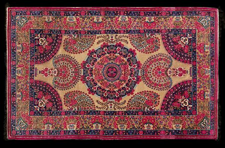 Tappeto Dorosh, Persia secolo XX. Disegno a medaglione e vasi con mazzi di...