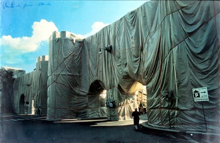 Christo 1935, Gabrovo (Bulgaria) - [USA] The wall - Porta Pinciana offset...