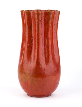 MARCELLO FANTONI Vaso rosso Terracotta smaltata a monocromia, h. 30,5 cm...