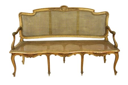 Divano in legno dorato stile Luigi XV caneté altezza seduta cm 44, larghezza...