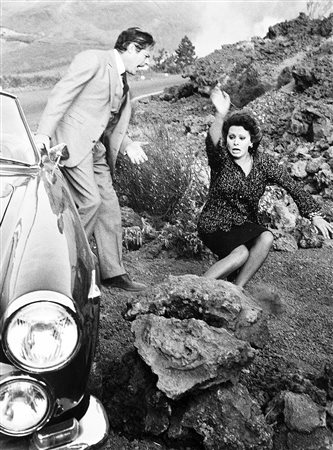Tazio Secchiarioli (Roma 1925 - Roma 1998)Sophia Loren e Marcello Mastroianni...