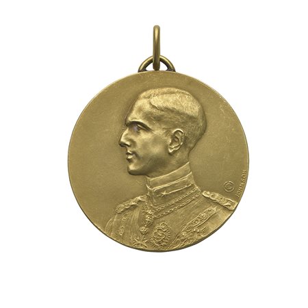 SAVOIAVittorio Emanuele III (1900-1946)Medaglia in oro s.d. (ma 1926) per il...