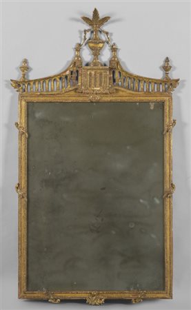 Specchiera Luigi XVI in legno intagliato e 
