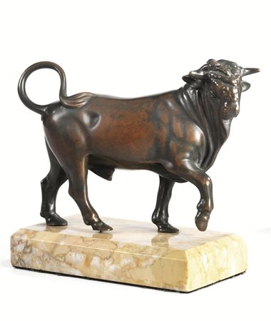 Scultura, Scuola toscana XVII, in bronzo, modellata come un toro, alla...