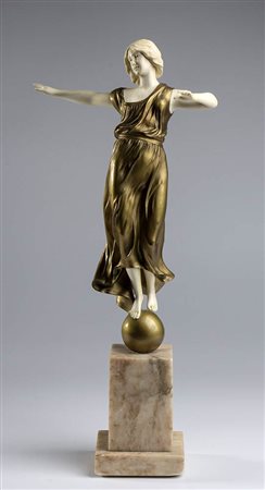 Scultura francese in bronzo raffigurante l'equilibrio - firmata MARTEN