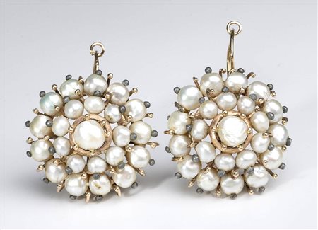 Orecchini in oro e perle - Italia meridionale, inizio XX secolo