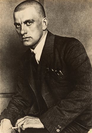 Alexander Rodchenko (1891-1956)  - Portrait of Vladimir Mayakovsky, 1924