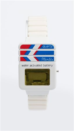 Martén Water Watch, anni 80 Cassa rettangolare in resina. Quadrante bianco,...