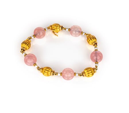 Bracciale in oro perle e quarzo rosa