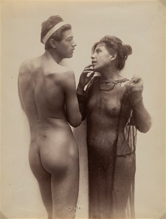 Baron Wilhelm von Gloeden (1856-1931)  - Senza titolo (Ragazzo e ragazza siciliani), 1900s