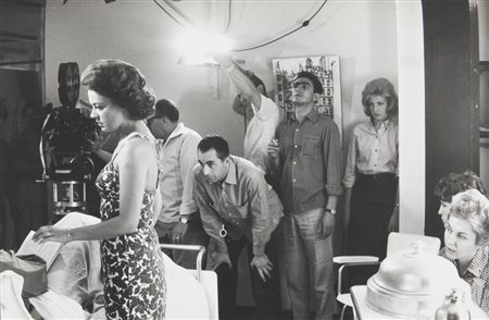 CASTALDI ALFA (1926-1995) Jeanne Moreau, Antonioni e Monica Vitti sul set del...
