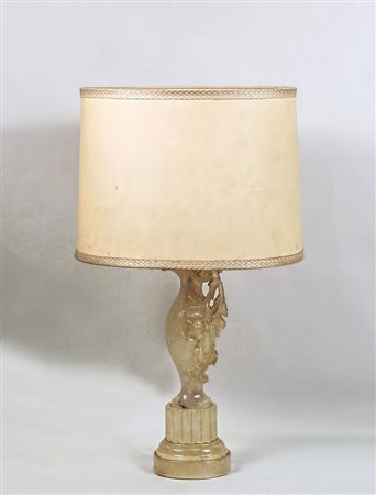 LAMPADA DA TAVOLO IN ALABASTRO - ALABASTER TABLE LAMP, inizio del XX secolo,...