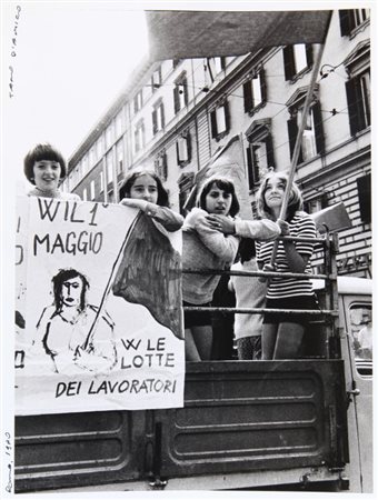 TANO D'AMICO (1942) Roma, manifestazione 1970 stampa ai sali d’argento,...