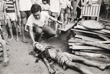 PHILIP JONES GRIFFITHS (1936 - 2008) Vietnam del Sud 1968 stampa ai sali...