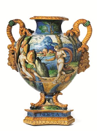 VASOUrbino, bottega di Orazio Fontana, 1565-1570&nbsp;Maiolica decorata in...