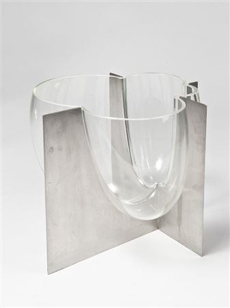 Carlo Nason (1936) - Vaso mod. "S509" in vetro soffiato trasparente...