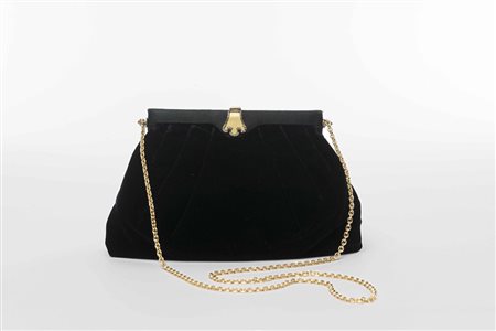 Gucci: borsa a sacchetto in velluto color nero, chiusura rigida bordata in...