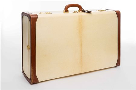 Colombo: valigia rigida in pergamena e cuciture in cuoio, chiusura in ottone,...