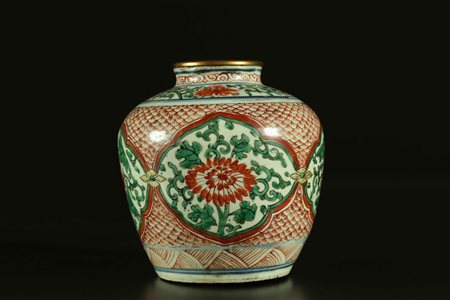 Arte Cinese Vaso wucai in porcellana Cina, dinastia Qing, periodo Shunzhi...