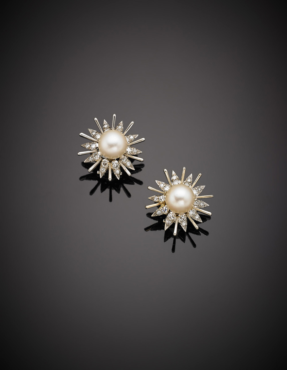 Orecchini A Perno In Argento Sterling 925 Con Sfera Satinata E Stella Intagliata, Doppio Lato