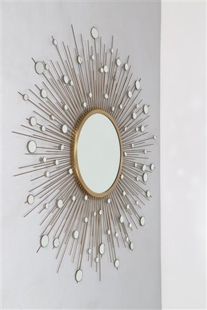 CURTIS FREILER e JERRY FELS Grande specchio in ottone dorato con piccoli...