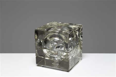 MENDINI ALESSANDRO (n. 1931) Lampada da tavolo in vetro massello satinato e...