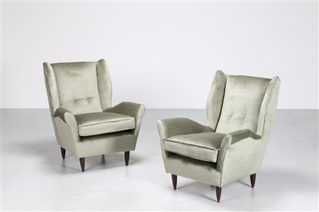 I.S.A. Coppia di poltrone in legno e tessuto, produzione Isa Bergamo, anni...