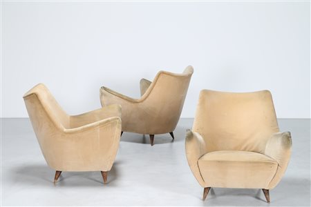BEGA MELCHIORRE (1898 - 1976) Tre poltrone in legno e tessuto, realizzate per...