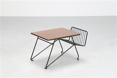 RINALDI GASTONE Tavolino con portariveste in tondino nero laccato, piano in...