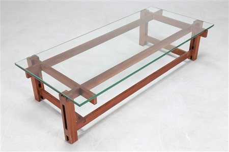 PARISI ICO (1916 - 1996) Tavolino in palissandro con piano in cristallo, per...