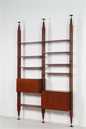 ALBINI FRANCO (1905 - 1977) Libreria in teak con piani regolabili e montanti...