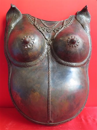 ANTICO COPRI BUSTO FEMMINILE, ORIENTE, FINE XVIII SECOLO in bronzo brunito,...