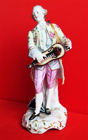 MEISSEN - FIGURA IN PORCELLANA POLICROMA raffigurante suonatore di violino, H...