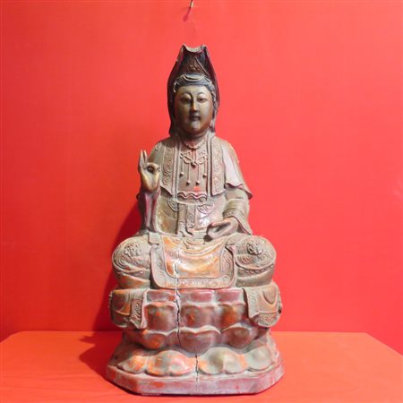 SCULTURA Guanyin in legno laccato Cina XIX secolo cm. 43
