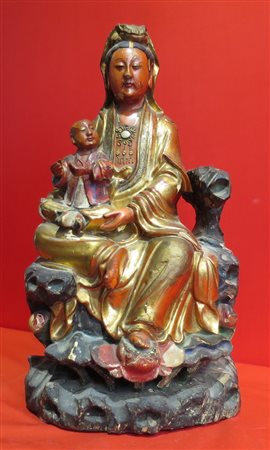 SCULTURA Guanyin in legno laccato e dorato Cina XIX sec. cm. 30