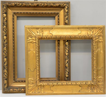 Lotto composto da due cornici dorate di misure diverse (difetti)
