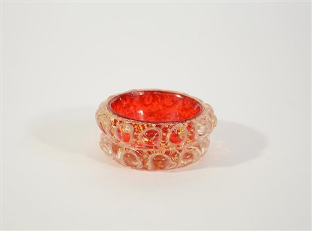 Barovier & Toso Piccola ciotola della serie "Lenti", in vetro rosso a bolle...