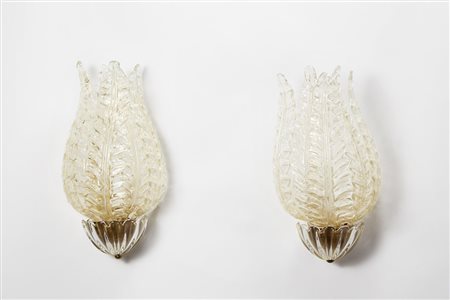 Venini, Murano (attribuito) Coppia di appliques a cinque foglie in vetro...