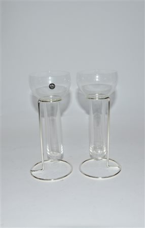 Johannes Dinnebier e Timo Sarpaneva Coppia di candelieri in vetro e metallo,...