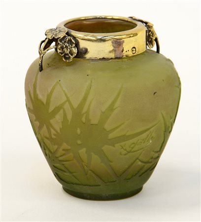 Piccolo vasetto GallÈ in vetro cammeo con ghiere in argento (h cm 7,5)