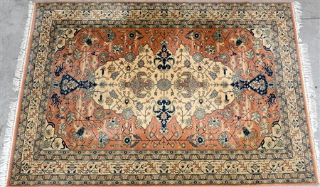 Tappeto meccanico con disegno orientale nei toni del rosa e bianco (cm...