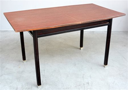 Tavolo allungabile in legno con struttura in metallo. Anni 70 (cm...