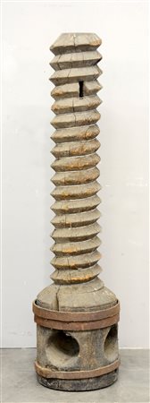 Grande vite da torchio in legno (difetti e mancanze)