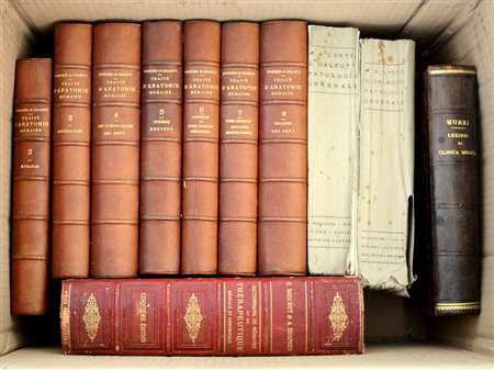 (Libri) Cartone contenente svariate pubblicazioni relative alla medicina, a...