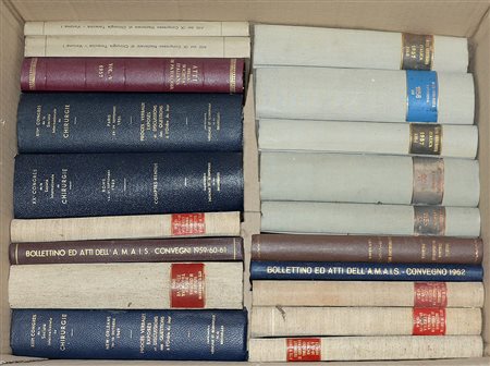 (Libri) Lotto composto da quattro cartoni contenenti principalmente...