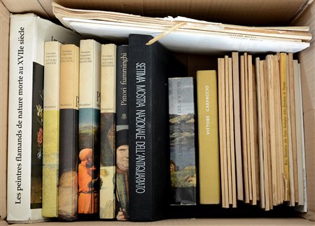 (Libri) Cartone contenente svariate pubblicazioni inerenti l'arte (difetti)